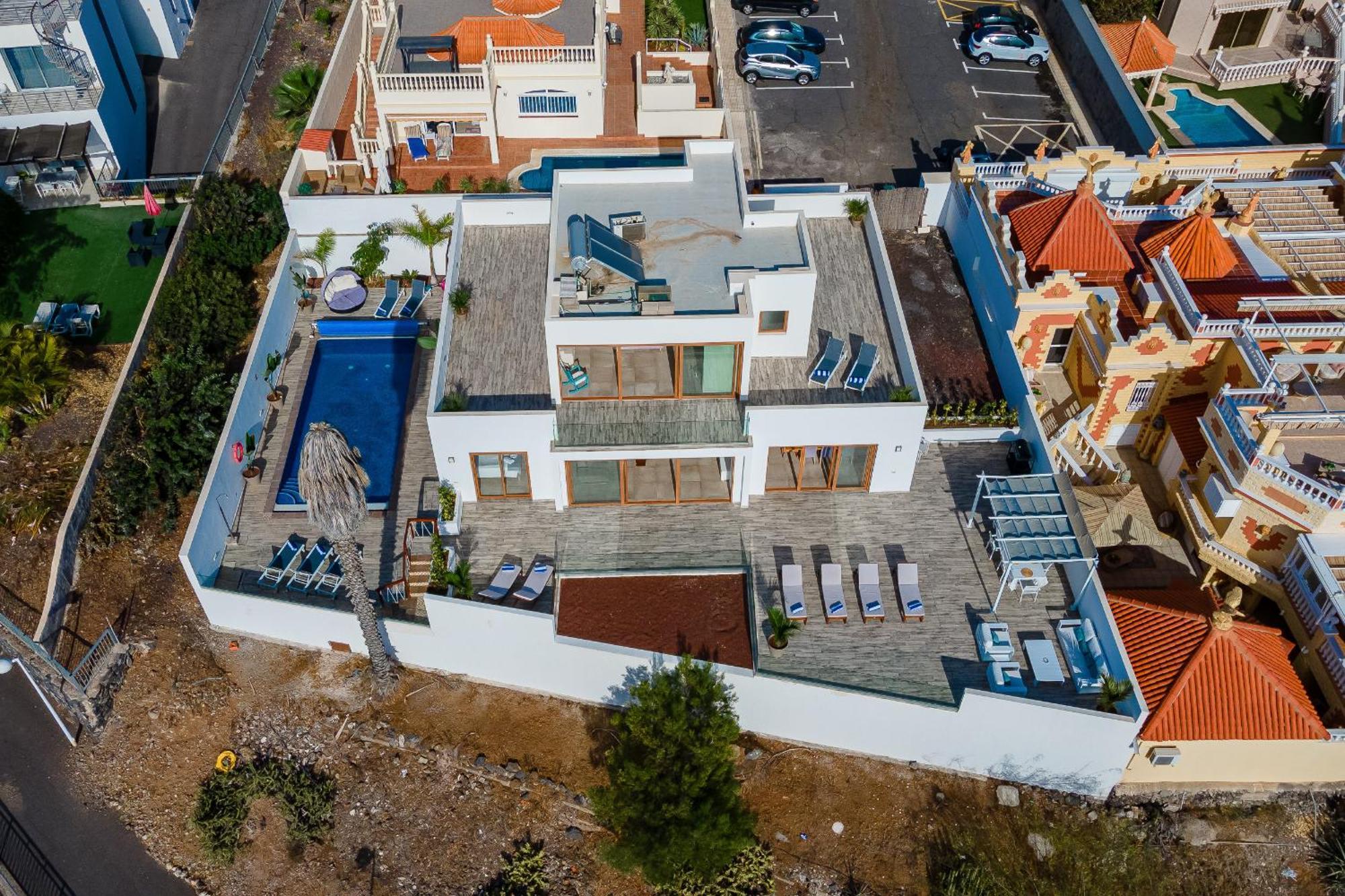 Fabulous Contemporary 5 Bedroom Villa With Private Heated Pool, Sleeps Max 13 Callao Salvaje Esterno foto