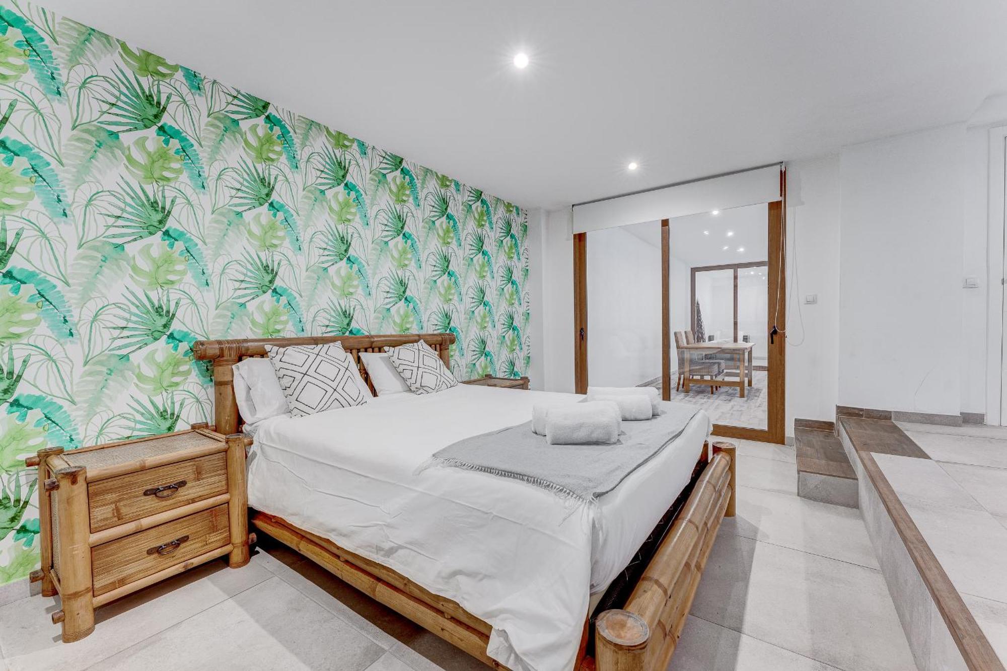 Fabulous Contemporary 5 Bedroom Villa With Private Heated Pool, Sleeps Max 13 Callao Salvaje Esterno foto