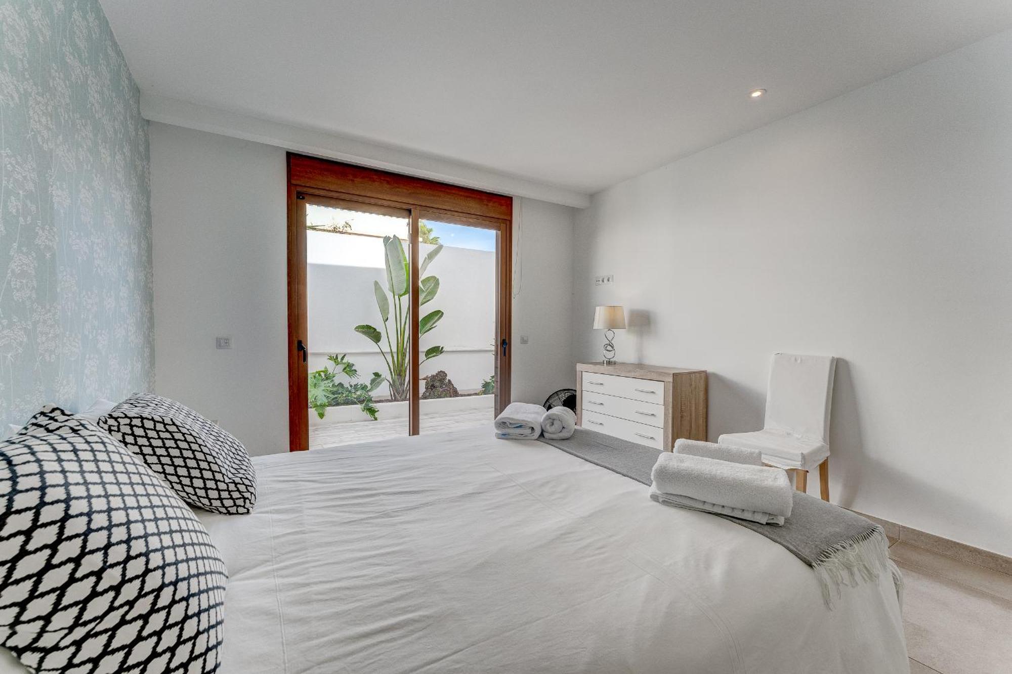 Fabulous Contemporary 5 Bedroom Villa With Private Heated Pool, Sleeps Max 13 Callao Salvaje Esterno foto