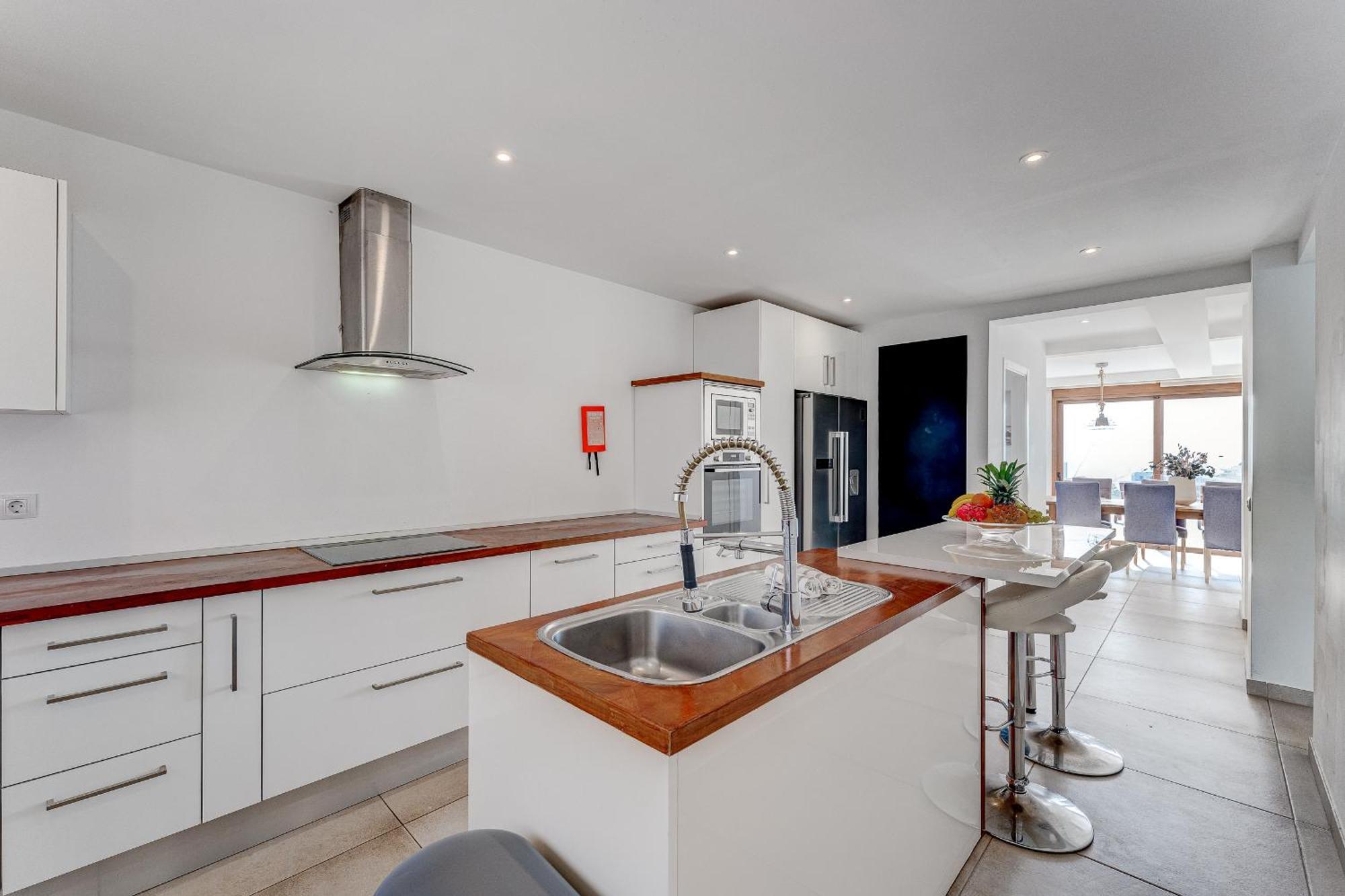 Fabulous Contemporary 5 Bedroom Villa With Private Heated Pool, Sleeps Max 13 Callao Salvaje Esterno foto