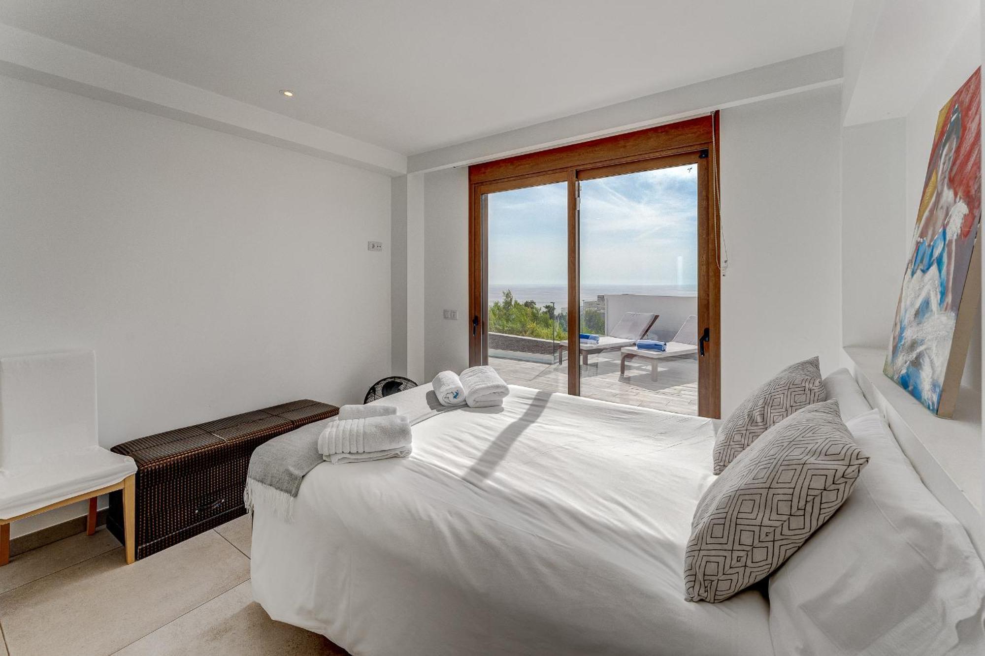 Fabulous Contemporary 5 Bedroom Villa With Private Heated Pool, Sleeps Max 13 Callao Salvaje Esterno foto