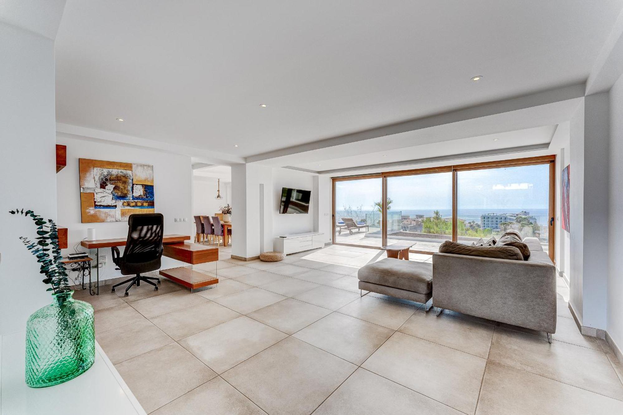 Fabulous Contemporary 5 Bedroom Villa With Private Heated Pool, Sleeps Max 13 Callao Salvaje Esterno foto