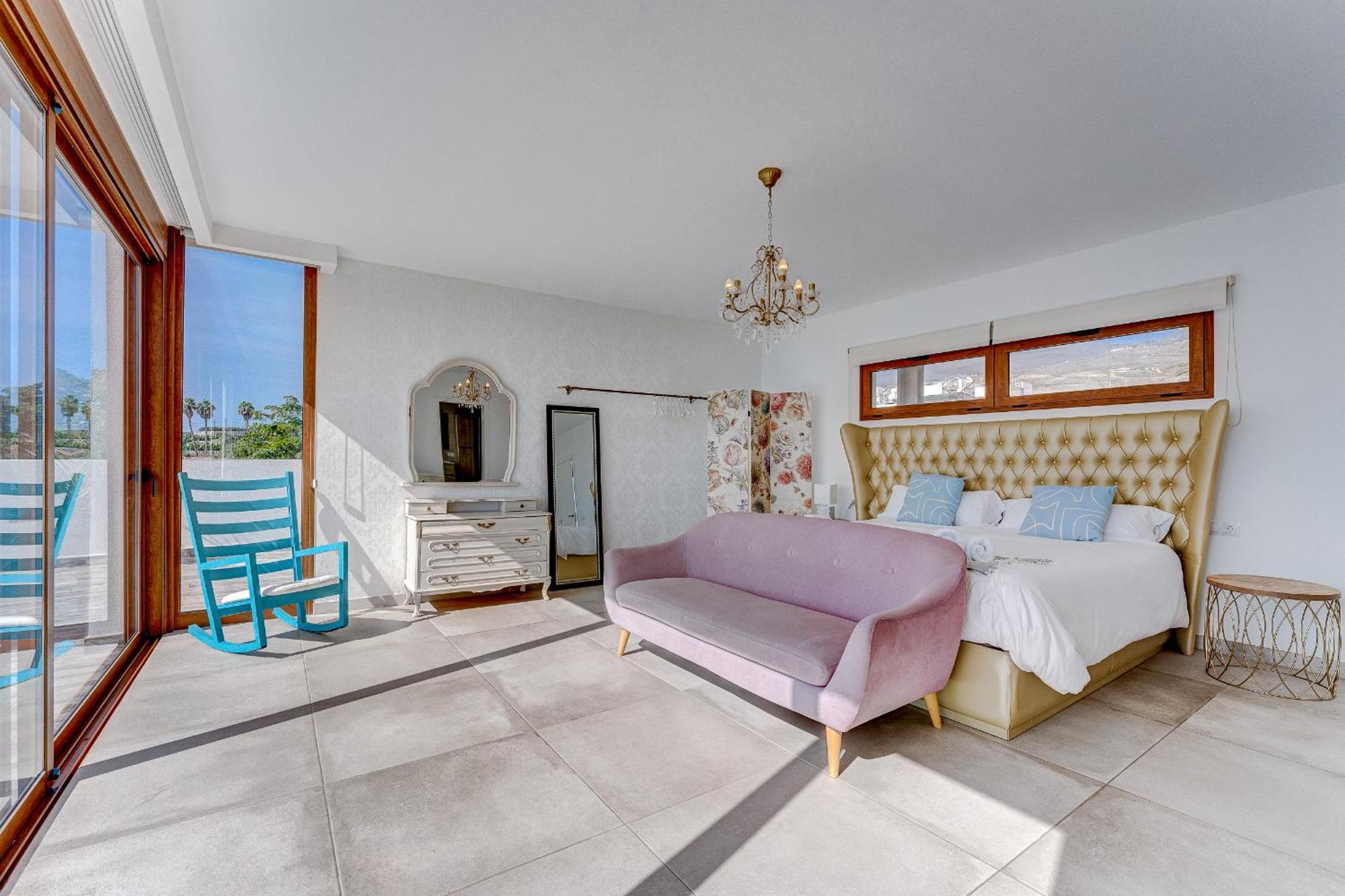 Fabulous Contemporary 5 Bedroom Villa With Private Heated Pool, Sleeps Max 13 Callao Salvaje Esterno foto
