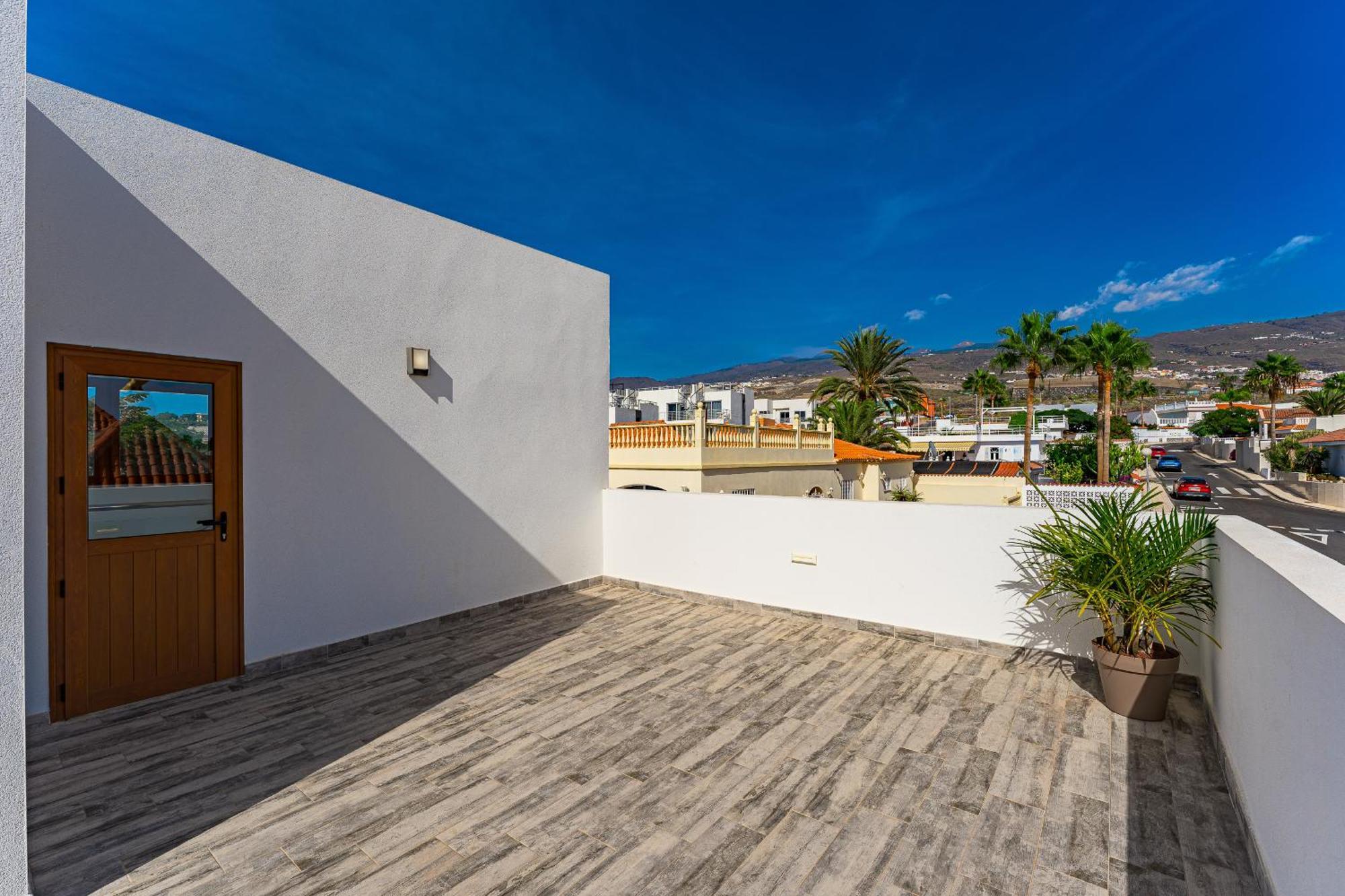 Fabulous Contemporary 5 Bedroom Villa With Private Heated Pool, Sleeps Max 13 Callao Salvaje Esterno foto