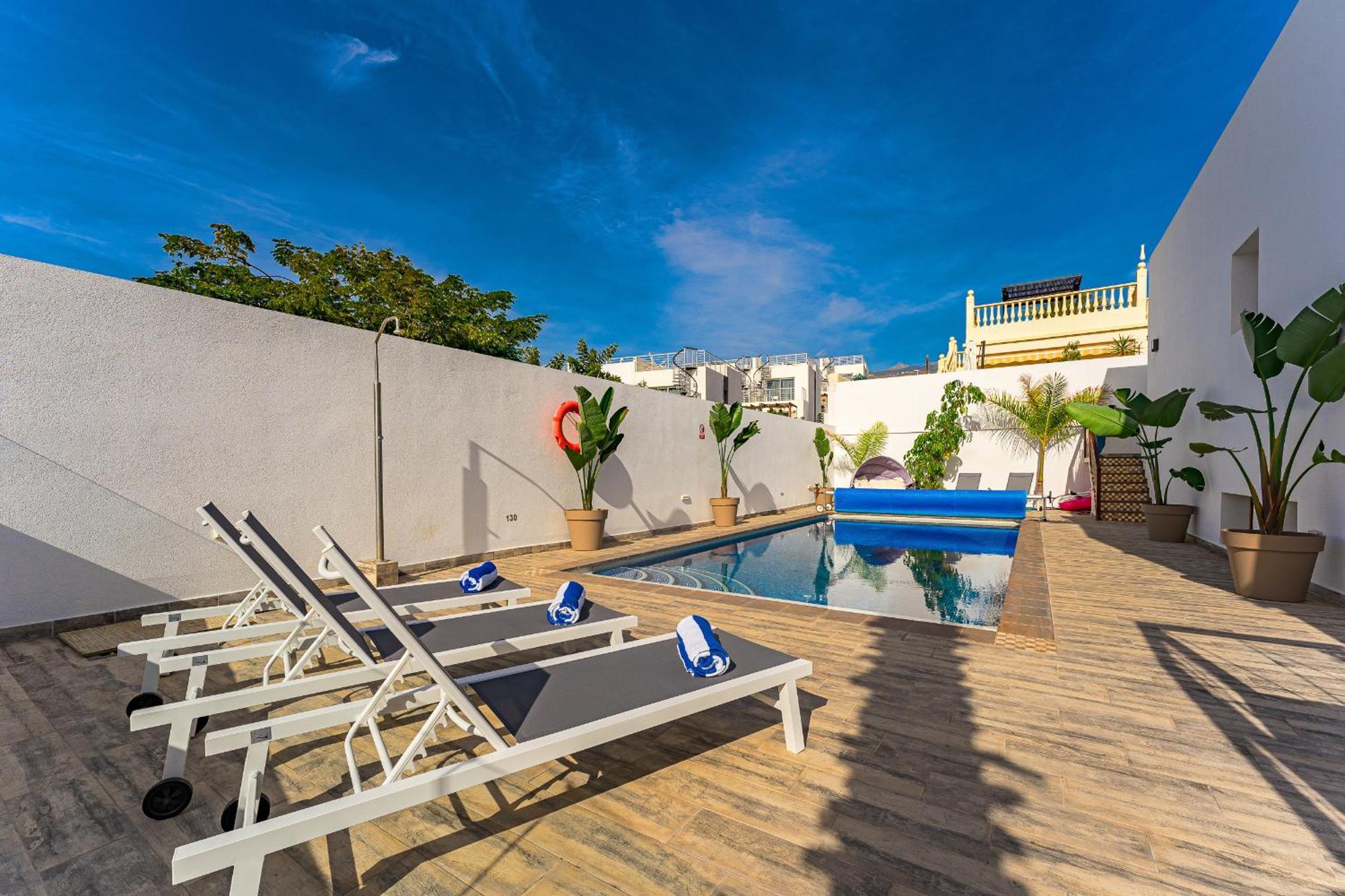 Fabulous Contemporary 5 Bedroom Villa With Private Heated Pool, Sleeps Max 13 Callao Salvaje Esterno foto