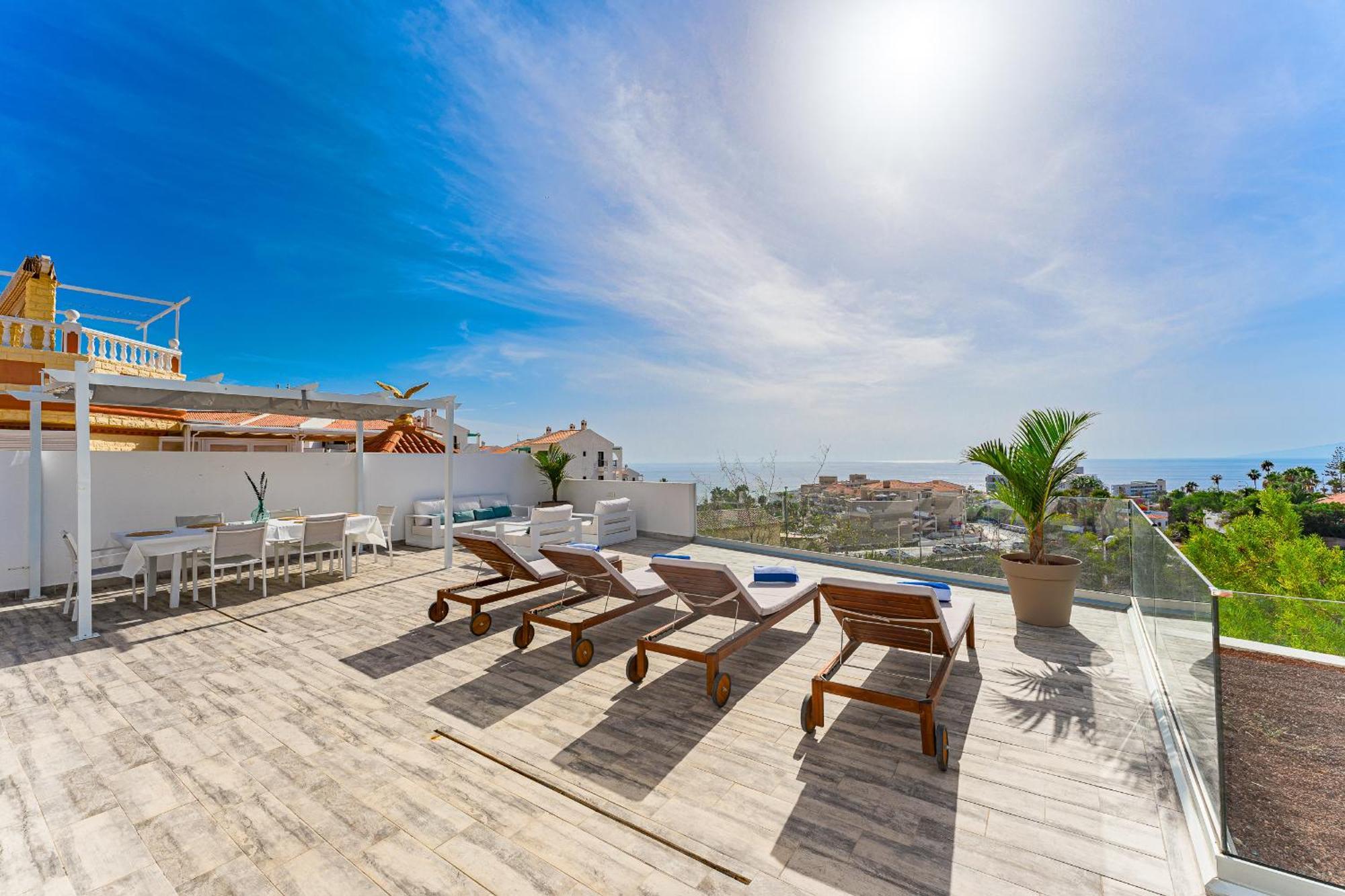 Fabulous Contemporary 5 Bedroom Villa With Private Heated Pool, Sleeps Max 13 Callao Salvaje Esterno foto